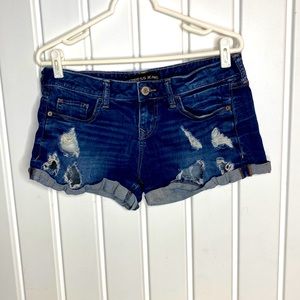 Express women short shorts “Hotshorts” size 6